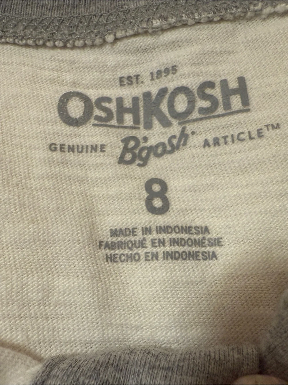 Boys OshKosh B'gosh Cream Tee with Gray & Blue details Size 8